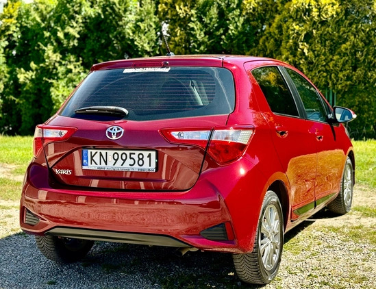 Toyota Yaris cena 37900 przebieg: 260800, rok produkcji 2017 z Wołomin małe 379